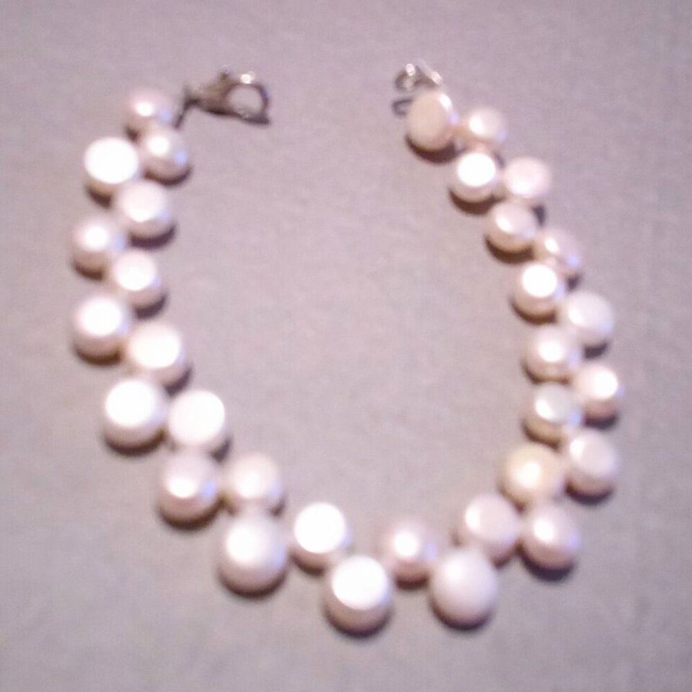 White Genuine Freshwater Pearl Bracelet - Picture 4 of 4